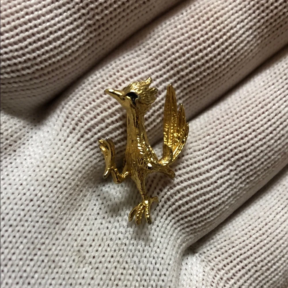 N/A decorative gold